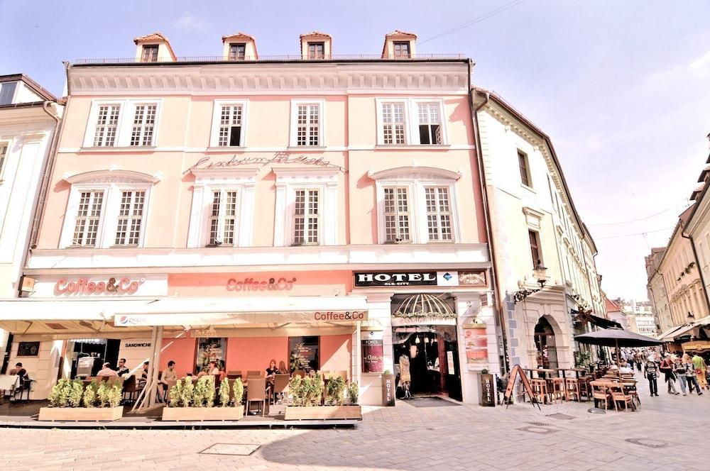 Old City Hotel Bratislava Exterior photo